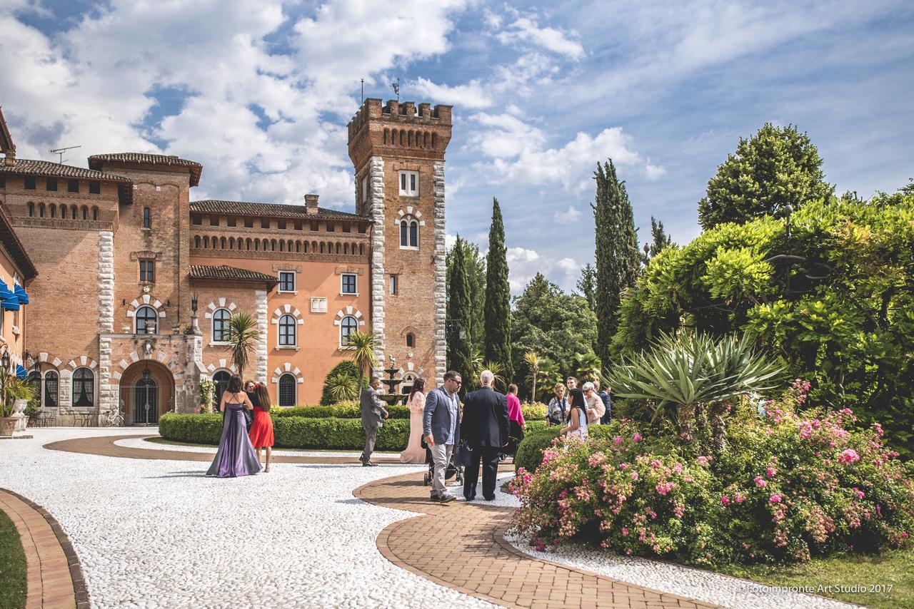 Hotel Castello Di Spessa - Residenze D'Epoca Capriva del Friuli Exterior foto